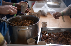 Congresso Brasileiro de Gastronomia Raízes • Entre Nós apresenta relatório  de Impacto Ambiental rumo ao lixo zero