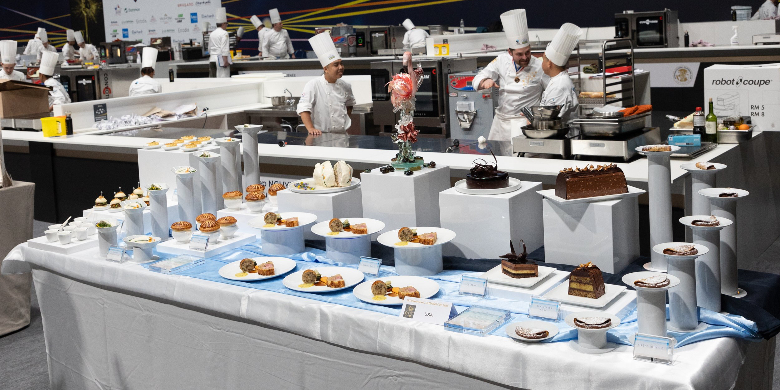 Imagem: mesa de Buffet do time USA - ICC 2025